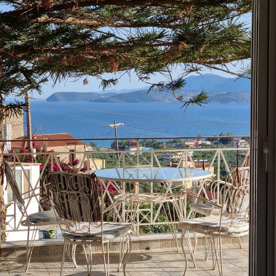 Sea View Apartment Gythio Esterno foto