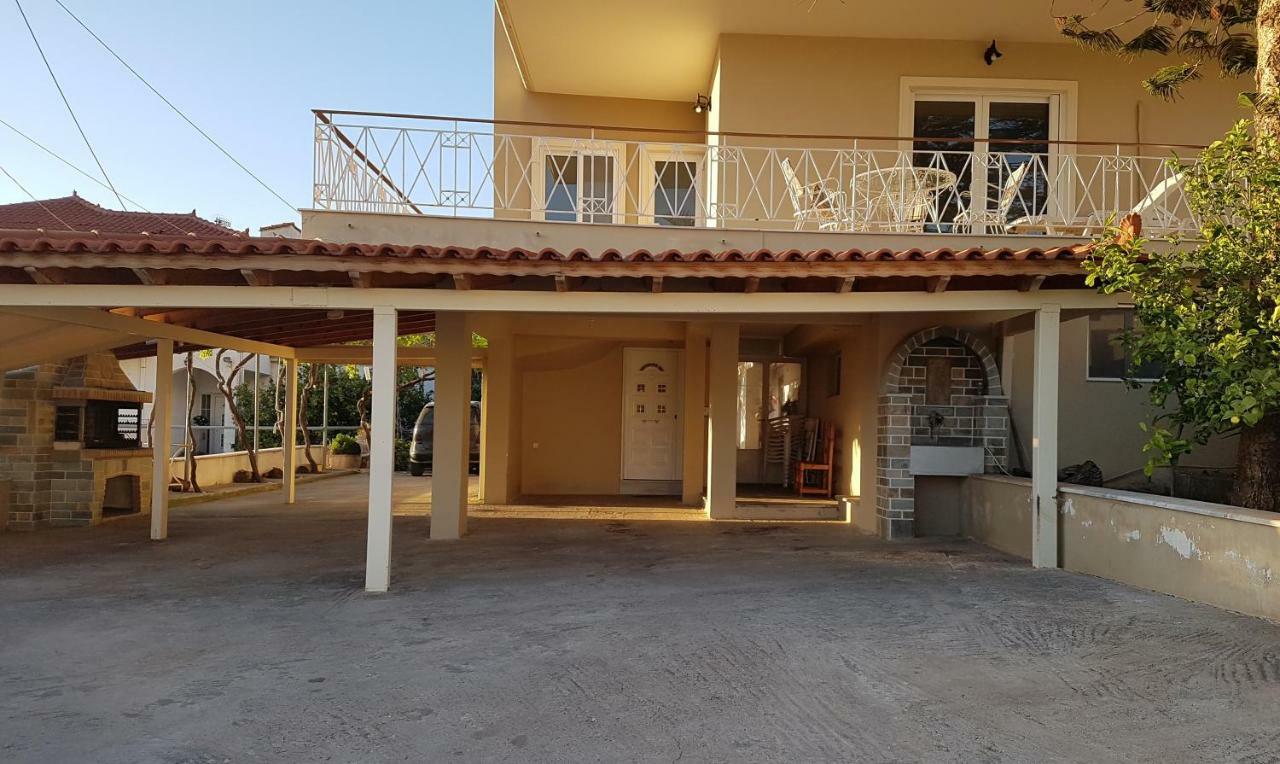 Sea View Apartment Gythio Esterno foto