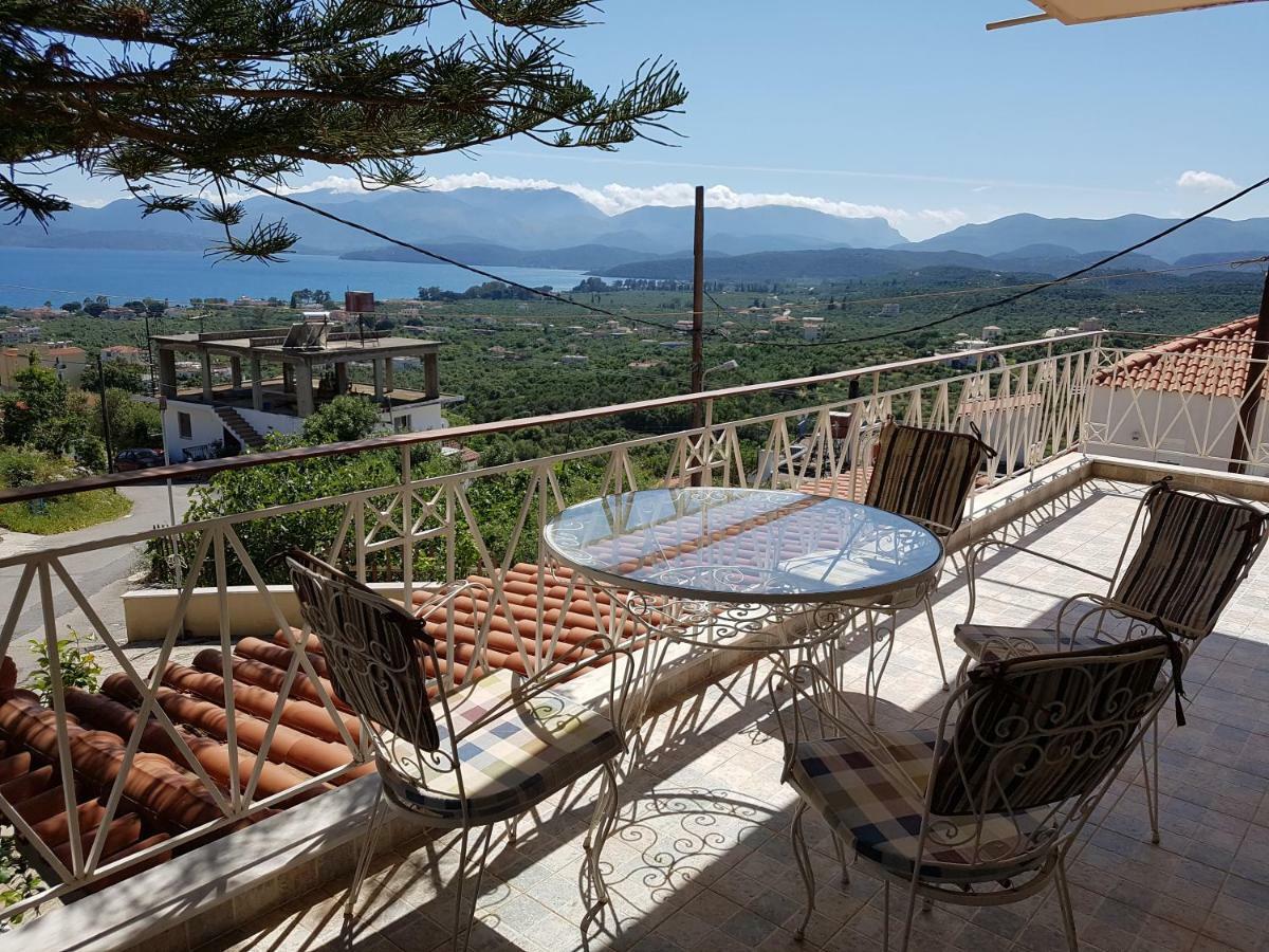 Sea View Apartment Gythio Esterno foto
