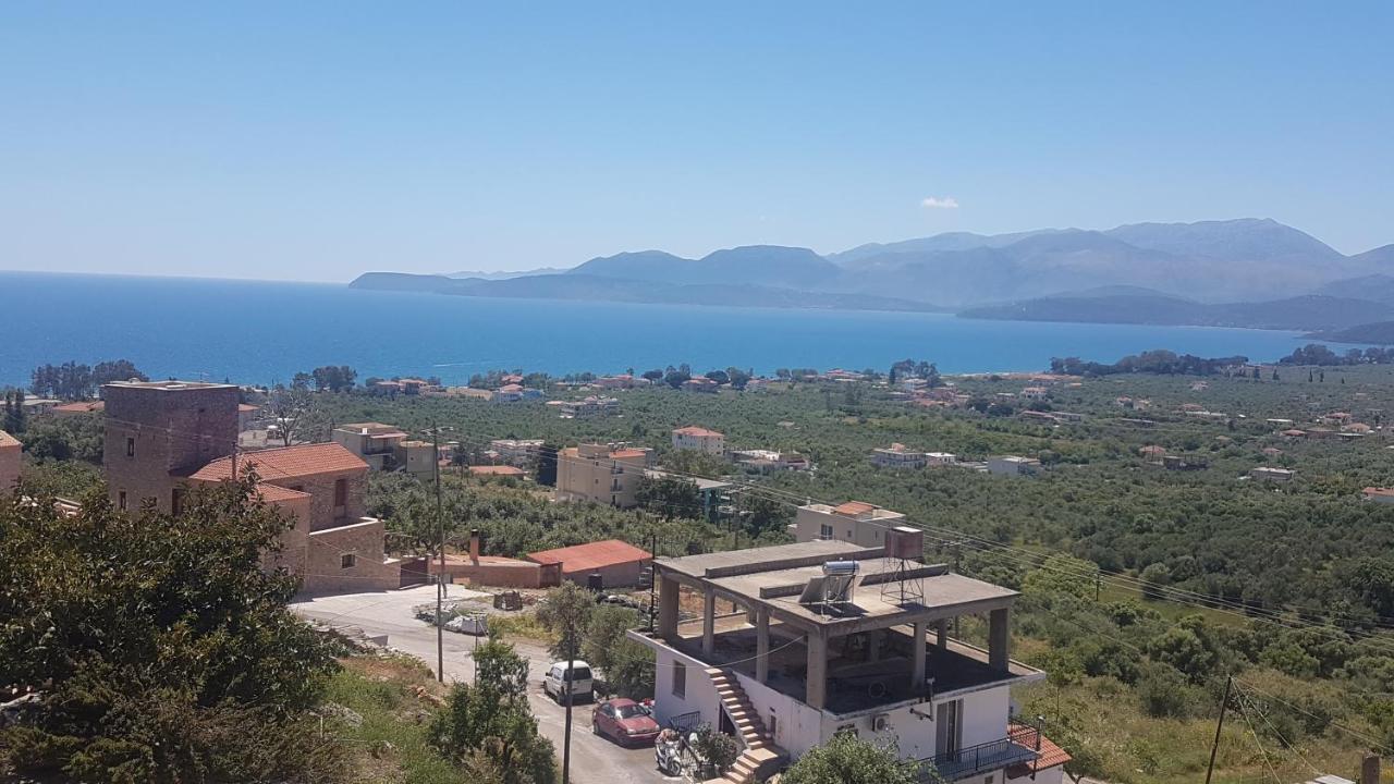 Sea View Apartment Gythio Esterno foto
