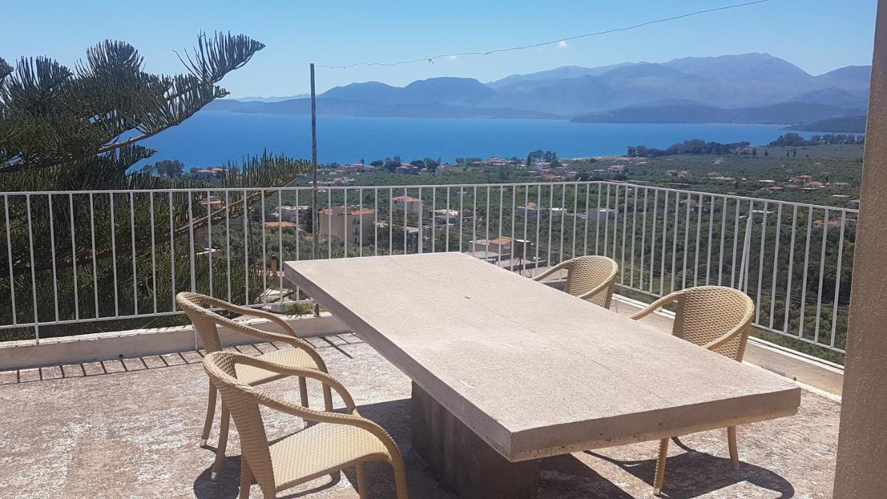 Sea View Apartment Gythio Esterno foto