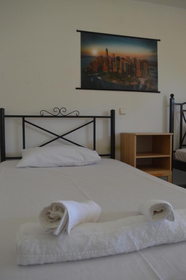 Sea View Apartment Gythio Esterno foto